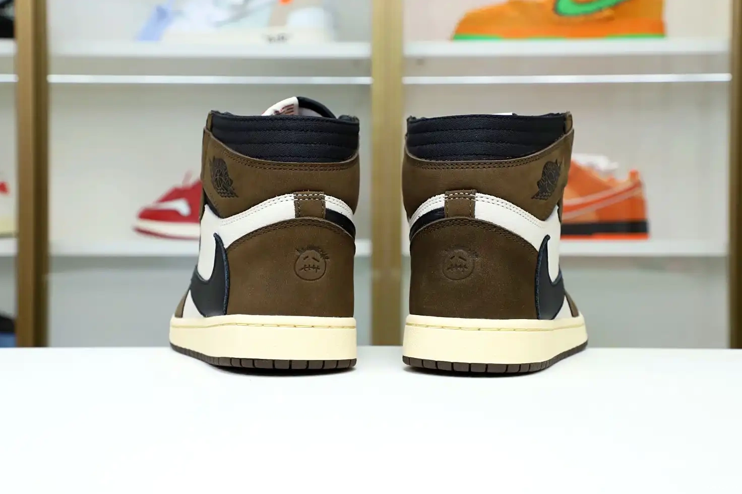 X 'MOCHA' AIR HIGH Kimikick 1 SCOTT TRAVIS JORDAN OG RETRO 0522